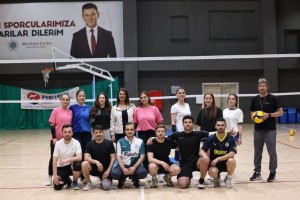 Voleybol Turnuvası Başladı